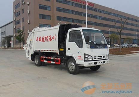 城市環(huán)保衛(wèi)士 重慶五十鈴壓縮式垃圾車(chē)全面解析
